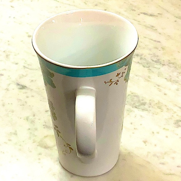 222 FIFTH ELIZA SPRING TURQUOISE LATTE MUG 16 oz NEW PORCELAIN - Picture 7 of 9